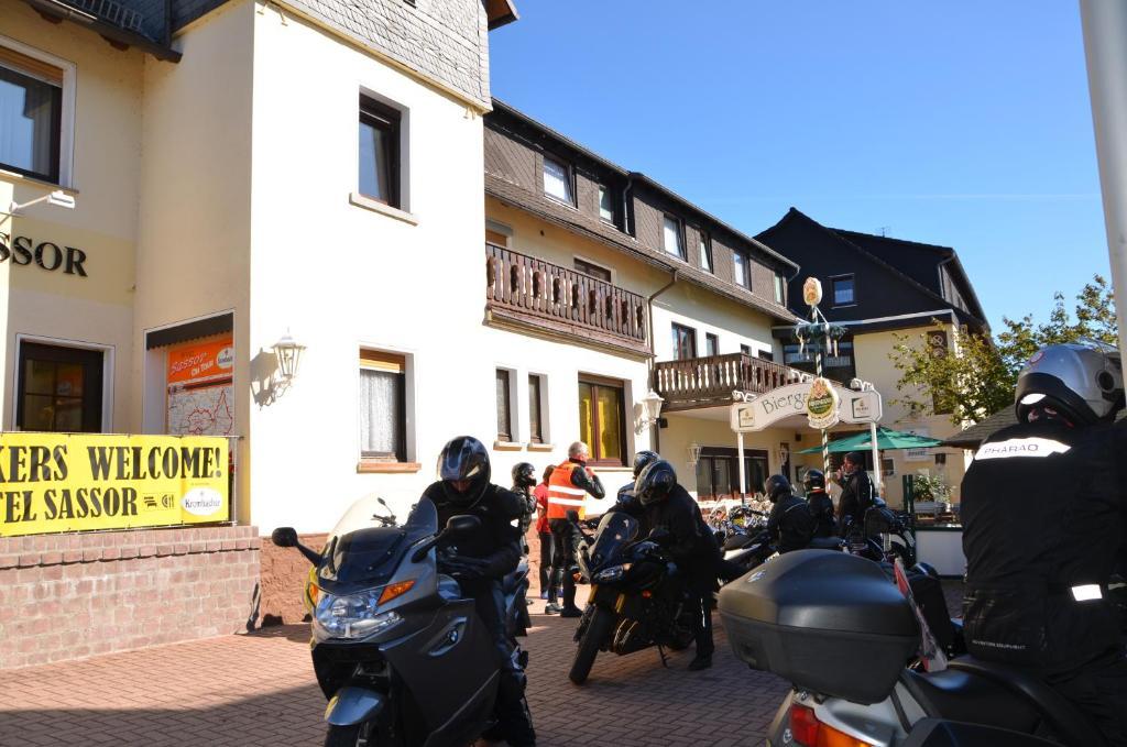 Hotel Sassor Battenberg  Exterior foto